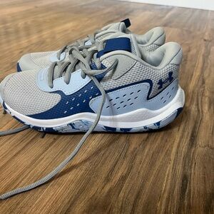 Girl’s Boy’s Under Armour Basketball Shoes